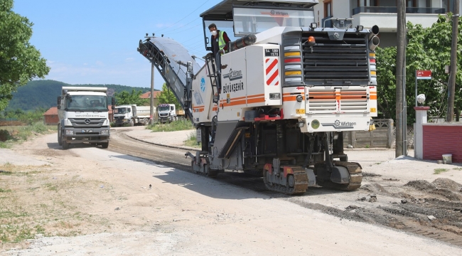 Büyükşehir, Süleymanbey Mahallesi’nde asfalt çalışmalarını başlattı