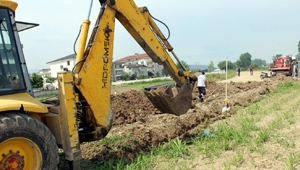 Arifbey Mahallesinde Yağmur Suyu Kanal Çalışması...