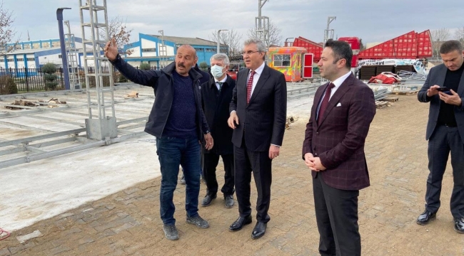 Şehrin yeni lunaparkı Sakarya Park’ta hızla yükseliyor