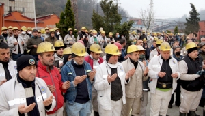 103 Armutçuk maden şehidi, madencilerin dualarıyla anıldı