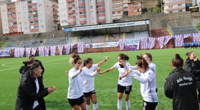 ALTIN KIZLAR GALİP 3-0