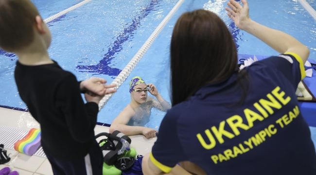 UKRAYNALI SPORCULAR İBB HAVUZUNDA ANTREMAN YAPIYOR