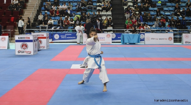 Karate turnuvasında heyecan bugün başladı