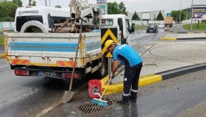 Kuvvetli yağış esnasında Büyükşehir’den anında müdahale