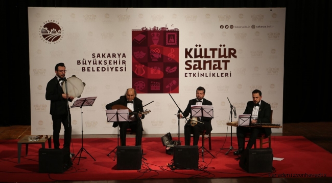 Türk müziği konseri sanatseverleri mest etti