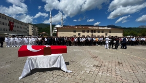 BARTINLI ŞEHİT ÖZKAYA, GÖZYAŞLARI ARASINDA TOPRAĞA VERİLDİ