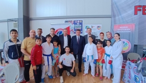 Gündoğdu Bulgaristan’dan madalya ile dönen sporcuları ağırladı