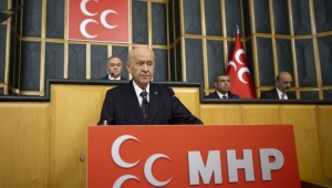 MHP Lideri Bahçeli: Polise saldıran milletvekilinin Meclis'te yeri olamaz