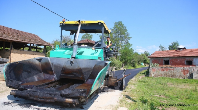  Hendek’te asfalt mesaisi