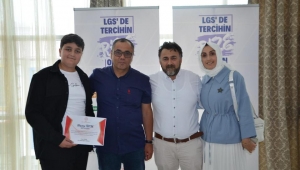 LGS’De RİZE’DE İLK 50‘ YE GİREN ÖĞRENCİLER VE VELİLERİ KAHVALTI PROGRAMINDA BULUŞTU