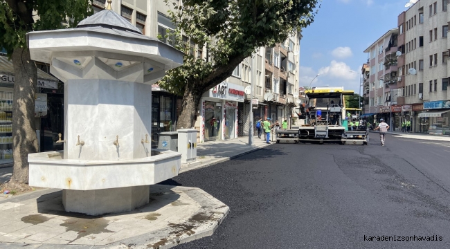 Çeşme Meydanı Caddesi yeni yüzüne kavuştu