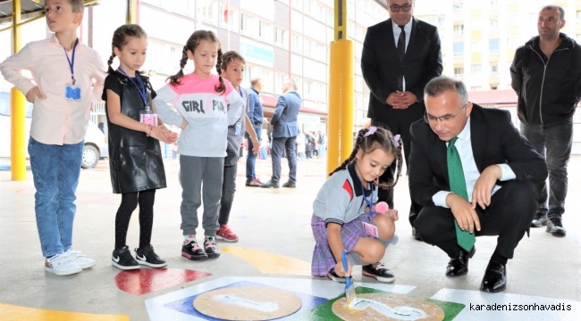 Vali Çeber Dijital Obezite ve Dijital Diyet projesinde minik öğrencilerle buluştu