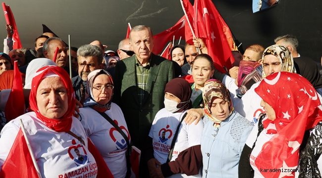 Cumhurbaşkanı Erdoğan, Diyarbakır anneleriyle bir araya geldi