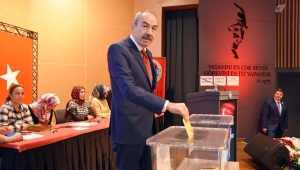 KAYSERİ TİCARET ODASI'NDA YENİ YÖNETİM LİSTESİ SEÇİMLE BELİRLENDİ