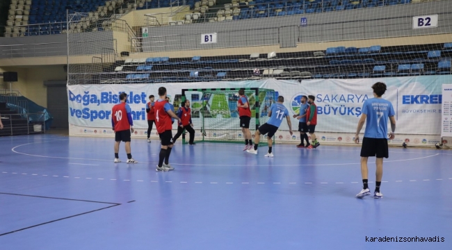 Sakarya Büyükşehir Hentbol Takımı 5’te 5 için sahaya çıkacak