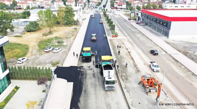 Sakarya Büyükşehir şehrin en geniş caddesini hazırlıyor