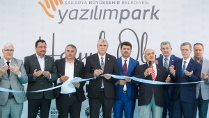 Sakarya Milli Yazılım Teknolojisi’nin bir parçası olacak: “Gençlerimizde o ışığı görüyoruz”