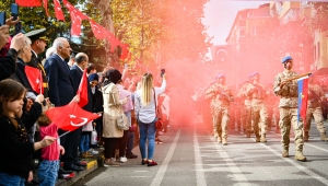 TRABZON’DA 29 EKİM CUMHURİYET BAYRAMI COŞKUYLA KUTLANIYOR