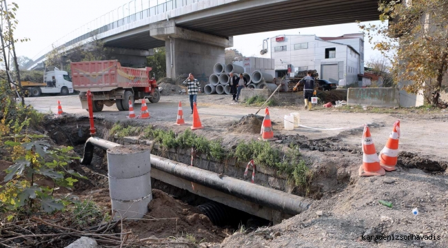 Arifiye Belediyesinden Dere Yatağı Islah Çalışması