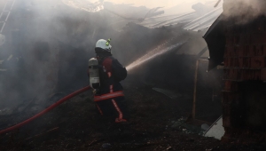 İTFAİYE’DEN YANGINA HIZLI MÜDAHALE