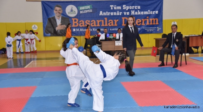 KARTEPE’DE KARATE ŞAMPİYONASI ÖDÜLLERİ VERİLDİ 