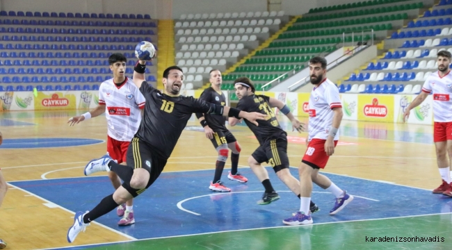 RİZE BELEDİYESPOR HENTBOL EVİNDE 2’DE 2 YAPTI