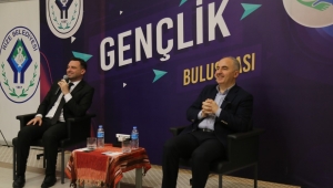 BAŞKAN METİN, YENİ TESİSTE GENÇLİK BULUŞMASI'NA KATILDI