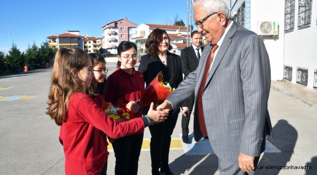 Başkan Posbıyık, Öğrencilerin Yarı Yıl Tatilini Kutladı