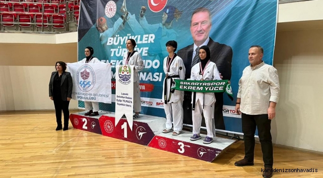 Sakaryalı sporcu Taekwondo’do Türkiye üçüncüsü oldu