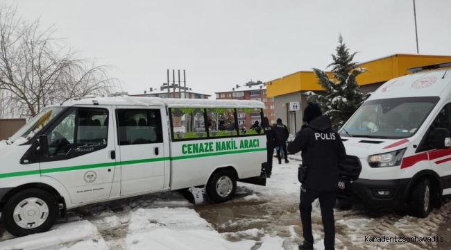 Alaca'da taksi şoförü ölü olarak bulundu