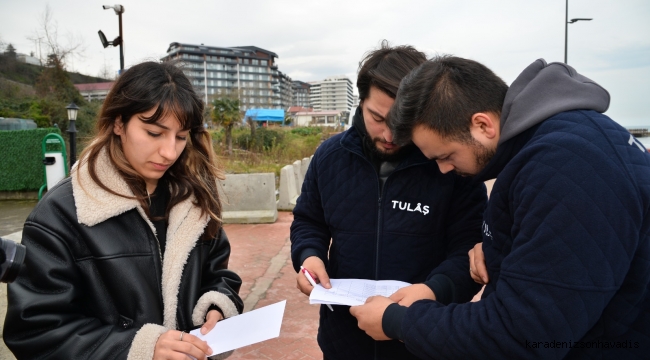 DEPREMZEDELERE ÜCRETSİZ ULAŞIM KARTLARI ULAŞTIRILIYOR