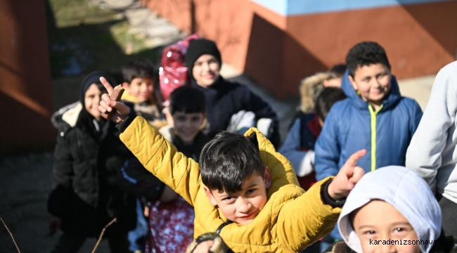 Kartepe Belediyesi Hatay/Defne'de yaraları sarıyor