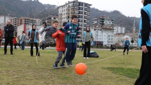 RİZE BELEDİYESİ MAHALLELER ARASI YİĞİT DEMİREL ÇOCUK FUTBOL TURNUVASI VE ŞÖLENİ TAMAMLANDI