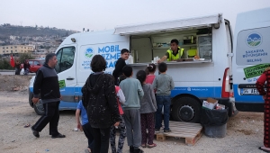 Büyükşehir’den Hatay’a aşevi Kazanlar günün her saati kaynıyor