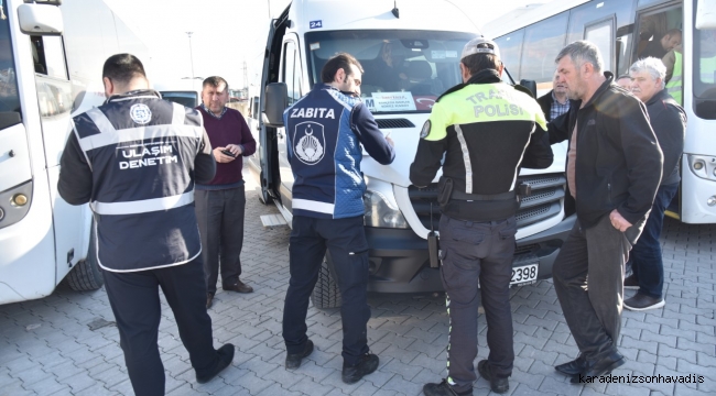 KARTEPE’DE ÖĞRENCİ SERVİSLERİNİN DENETİMLERİ YAPILDI