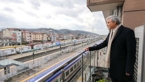 Sakarya Kardeşlik Kenti için ilk konteynerler İskenderun’a yola çıktı