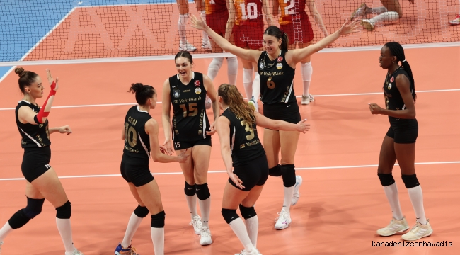 VakıfBank kupada yarı finalde