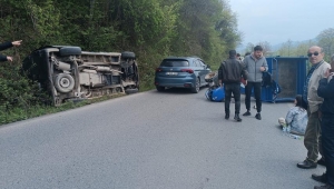 Alaplı'da, otomobil ile patpat çarpıştı: 2 yaralı!