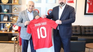 İbrahim Turgut'tan, TFF Başkanı Mehmet Büyükekşi'ye Ziyaret