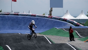 BMX Dünya Kupası sporculardan Sakarya’ya övgü dolu sözler