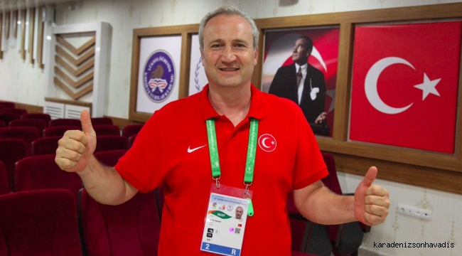 Büyükşehir hentbola şampiyon hoca: Takım Mehmet Korer Koral’a emanet