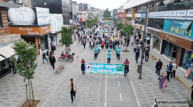 DÜZCE’DE DÜNYA ÇEVRE GÜNÜ YÜRÜYÜŞÜ GERÇEKLEŞTİRİLDİ