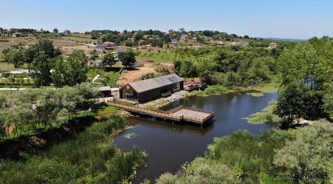 Bayramda turistik noktalar ziyaretçi akınına uğradı