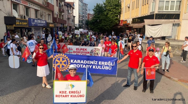 Kdz Ereğli Rotary Kulübü, festival kortejinde çocuk felcine son dedi