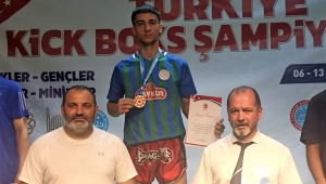 Rizesporlu milli sporcu Koyuncu,Kick Boks Lowkick Türkiye şampiyonu oldu