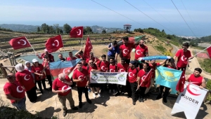 SALVADER VE RİÜDER 15 Temmuz için 6 km yürüdüler