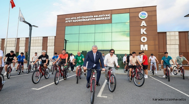 Yüce’den Harmanlıkspor’un genç sporcularına bisiklet ödülü