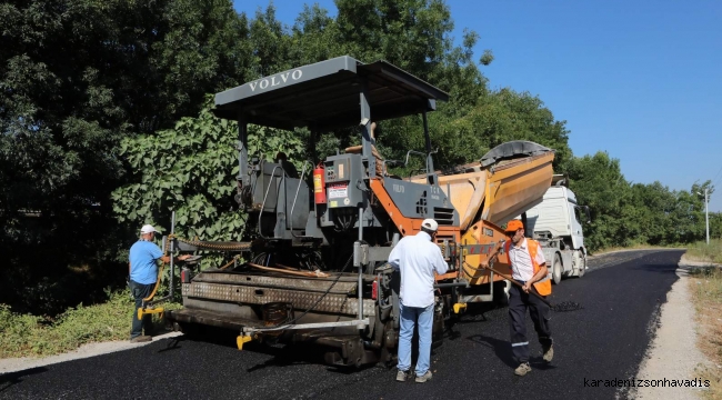 Arifiye'de asfalt çalışmaları devam ediyor