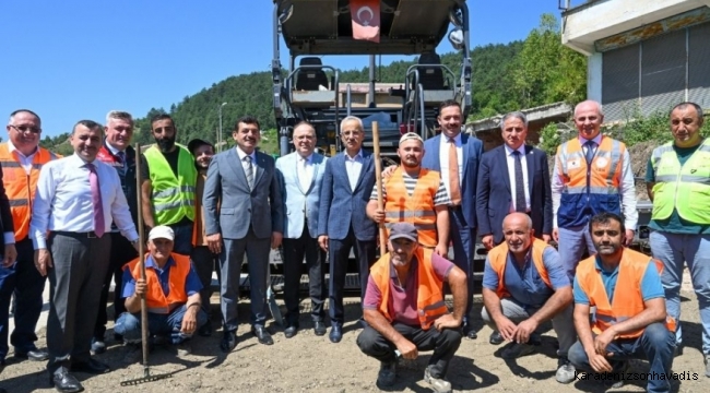 Bakan Uraloğlu: Tüm Projeler Tek Tek Bu Resmi Vuran Fırsat Darbeleridir