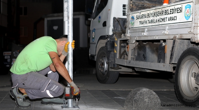 Büyükşehir kent merkezindeki trafik akışını bu tabelalarla kolaylaştırıyor